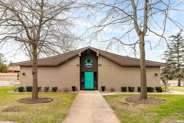 $399,900 | 1923 Coventry Trail, Unit 5, South Bend, IN 46637