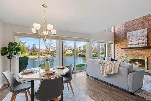 $399,900 | 1923 Coventry Trail, Unit 5, South Bend, IN 46637