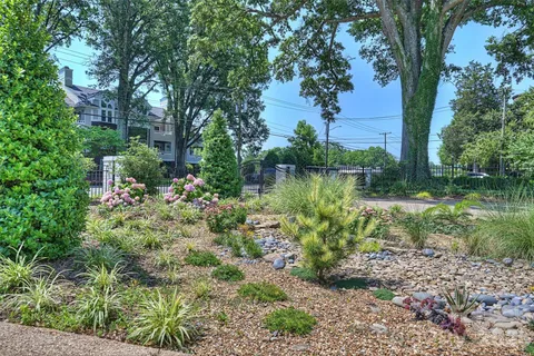 $2,225,000 | 2714 Selwyn Avenue, Charlotte, NC 28209