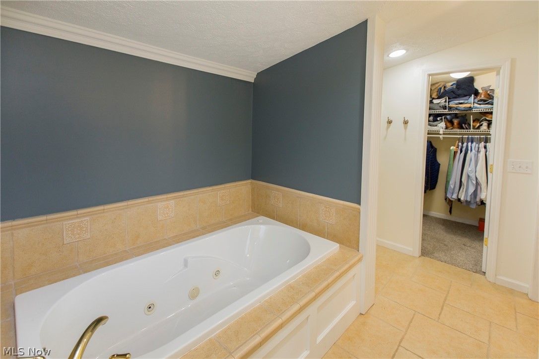 21864 Eaton Road Cleveland, OH 44126 - Photo 24 of 33 Gallery Image 24
