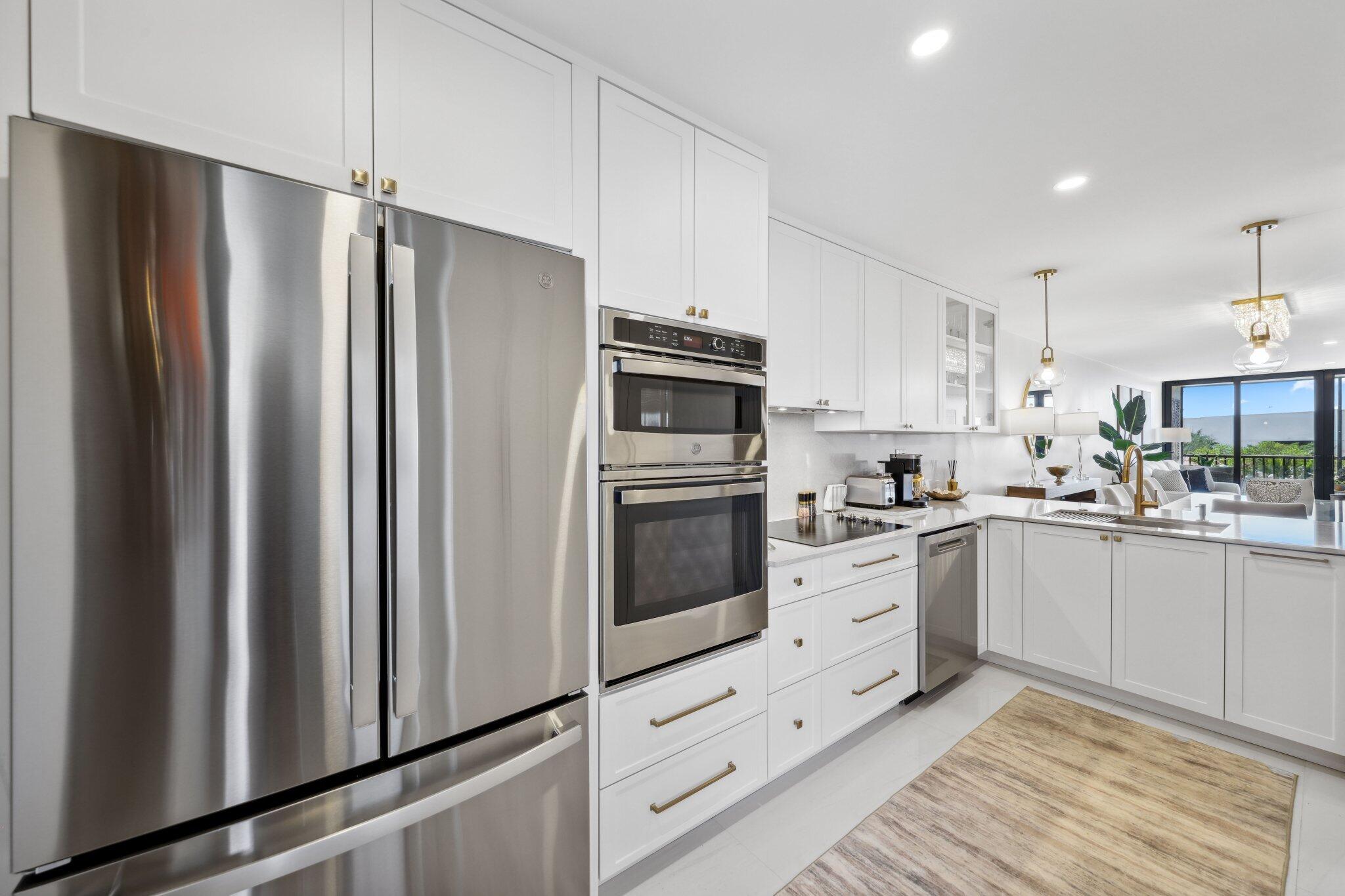 13 Royal Palm Way, Unit 5020 Boca Raton, FL 33432 - Photo 11 of 64 13 Royal Palm Way - 20.jpg-SMALL