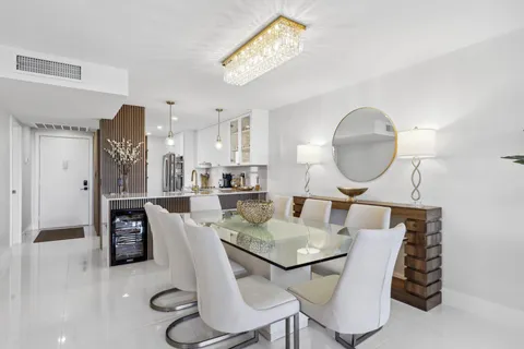 $579,000 | 13 Royal Palm Way, Unit 5020, Boca Raton, FL 33432