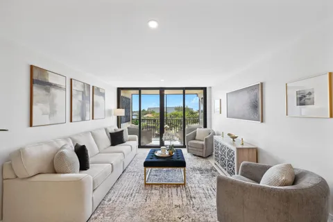 $579,000 | 13 Royal Palm Way, Unit 5020, Boca Raton, FL 33432