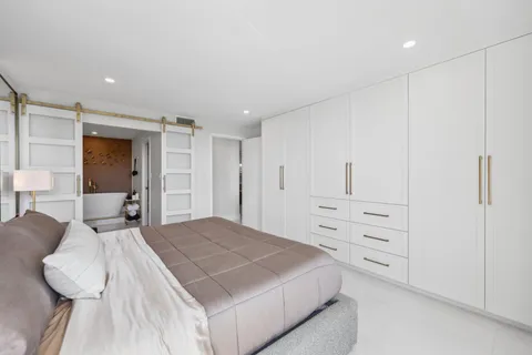 $579,000 | 13 Royal Palm Way, Unit 5020, Boca Raton, FL 33432