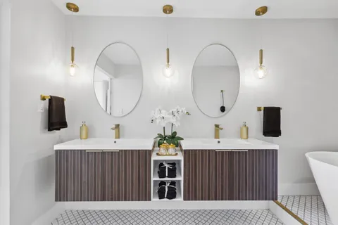 $579,000 | 13 Royal Palm Way, Unit 5020, Boca Raton, FL 33432