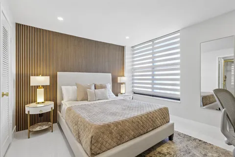 $579,000 | 13 Royal Palm Way, Unit 5020, Boca Raton, FL 33432