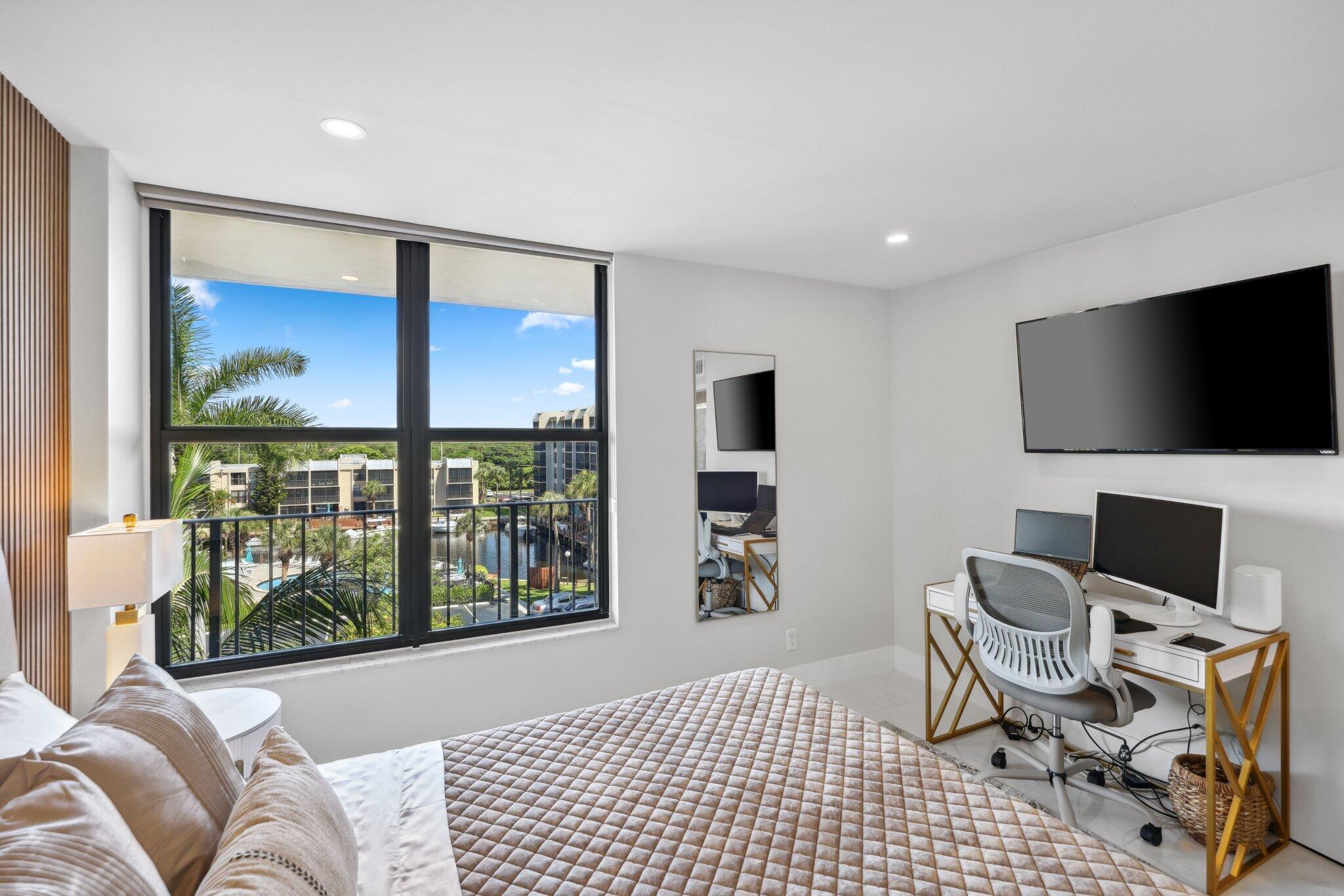 13 Royal Palm Way, Unit 5020 Boca Raton, FL 33432 - Photo 43 of 64 13 Royal Palm Way - 42.jpg-SMALL