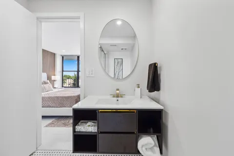 $579,000 | 13 Royal Palm Way, Unit 5020, Boca Raton, FL 33432