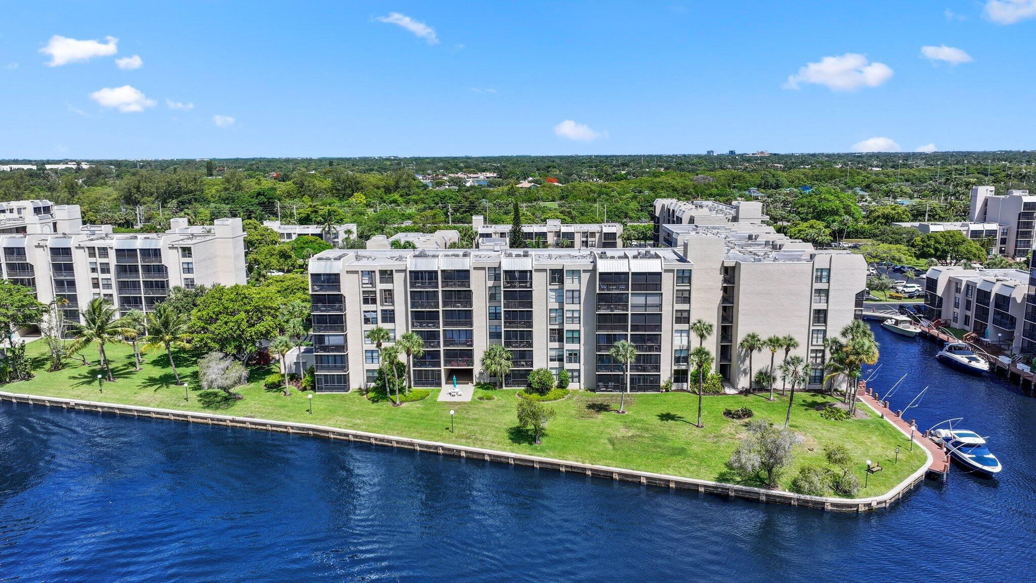 13 Royal Palm Way, Unit 5020 Boca Raton, FL 33432 - Photo 57 of 64 13 Royal Palm Way - 3.jpg-SMALL