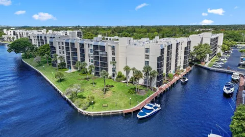 $579,000 | 13 Royal Palm Way, Unit 5020, Boca Raton, FL 33432
