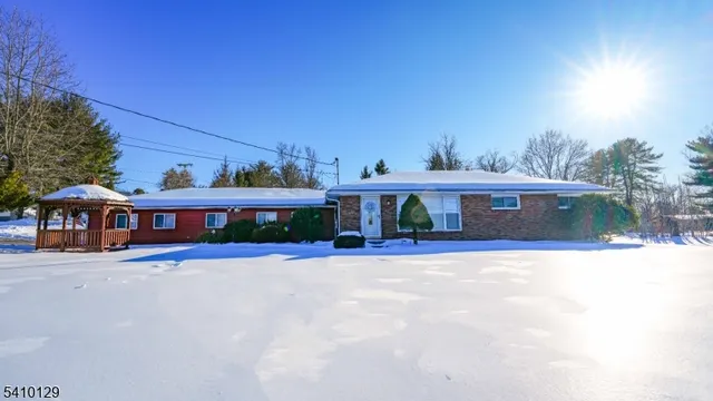 $560,000 | 2 Center Street, Milford, NJ 08848