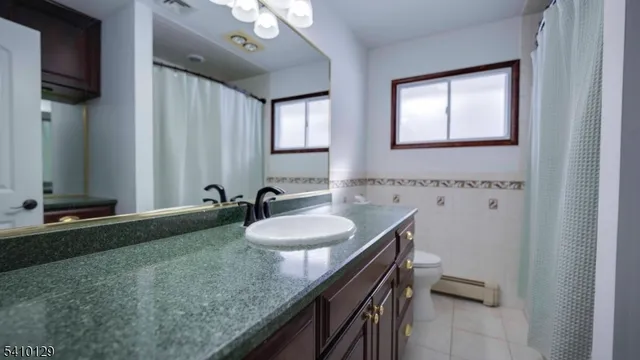 $560,000 | 2 Center Street, Milford, NJ 08848