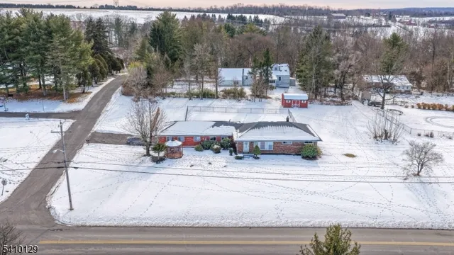 $560,000 | 2 Center Street, Milford, NJ 08848