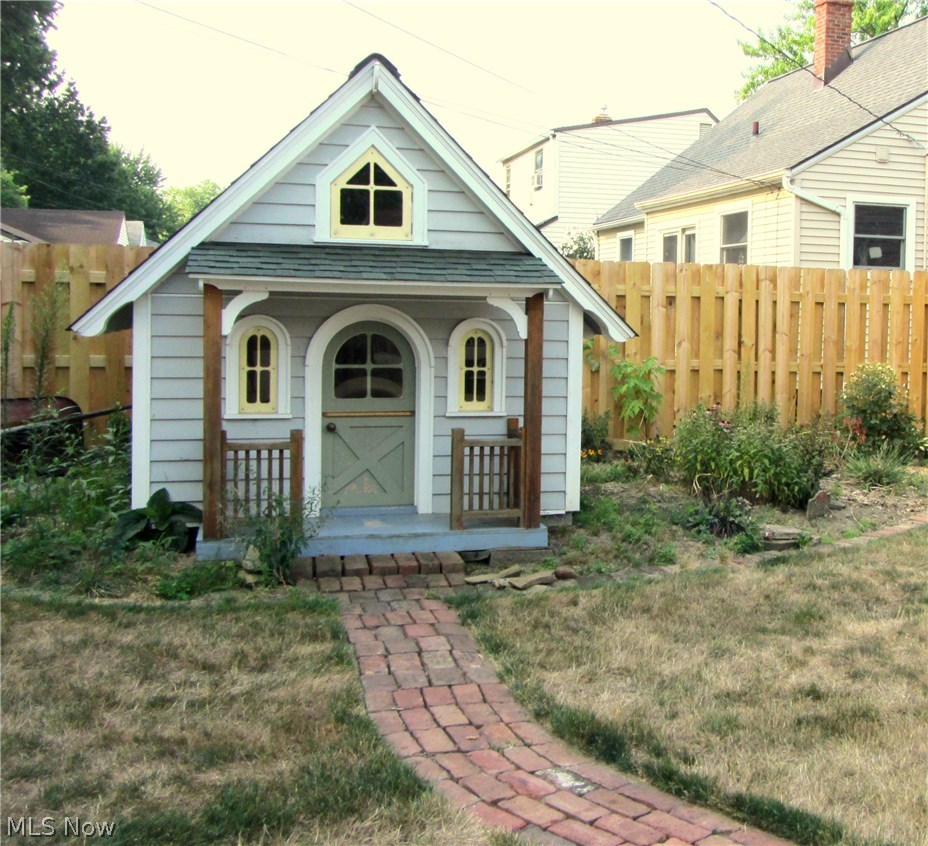 1763 Rush Road Wickliffe, OH 44092 - Photo 9 of 31 Gallery Image 9