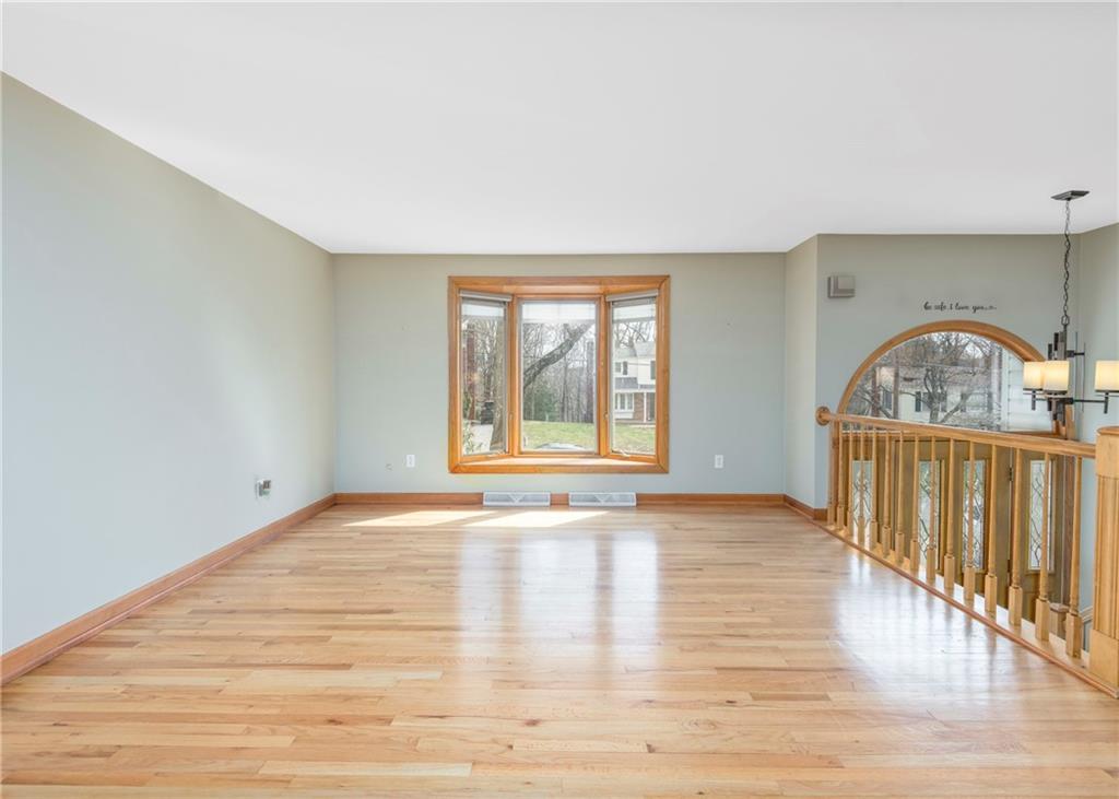 222 Wyngate Road Coraopolis, PA 15108 - Photo 15 of 36 Gallery Image 15