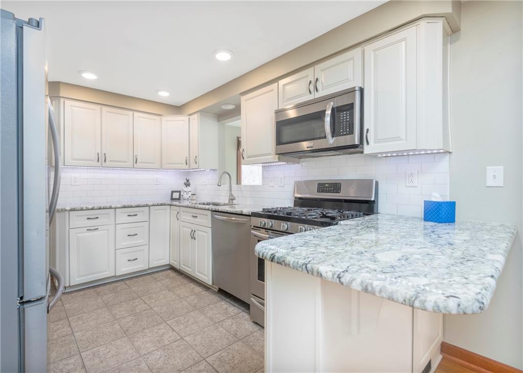 222 Wyngate Road Coraopolis, PA 15108 - Photo 20 of 36 Gallery Image 20