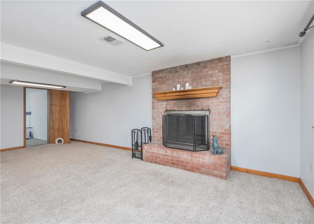 222 Wyngate Road Coraopolis, PA 15108 - Photo 31 of 36 Gallery Image 31