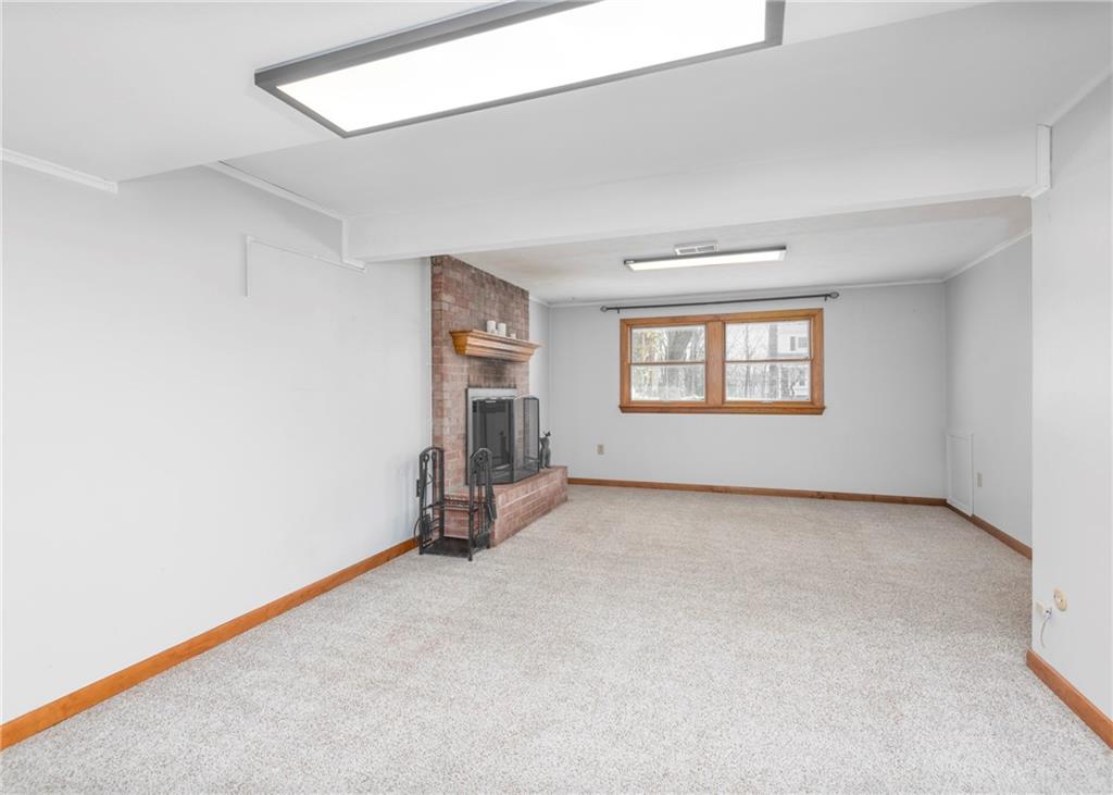 222 Wyngate Road Coraopolis, PA 15108 - Photo 32 of 36 Gallery Image 32