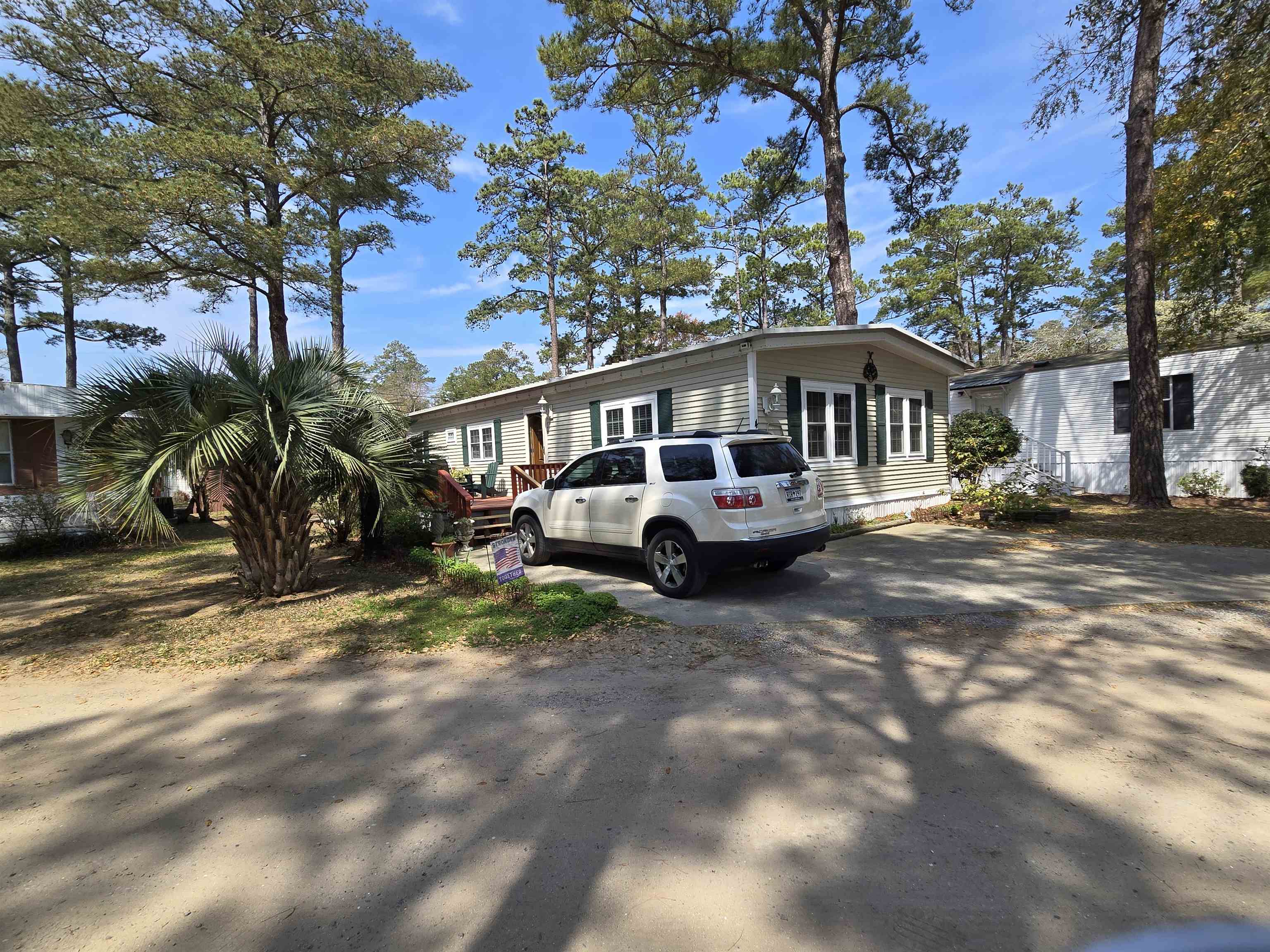 420 Delton Drive Murrells Inlet, SC 29576 - Photo 4 of 33
