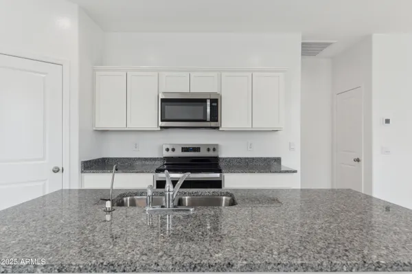 $269,990 | 1416 West Shannon Way, Coolidge, AZ 85128