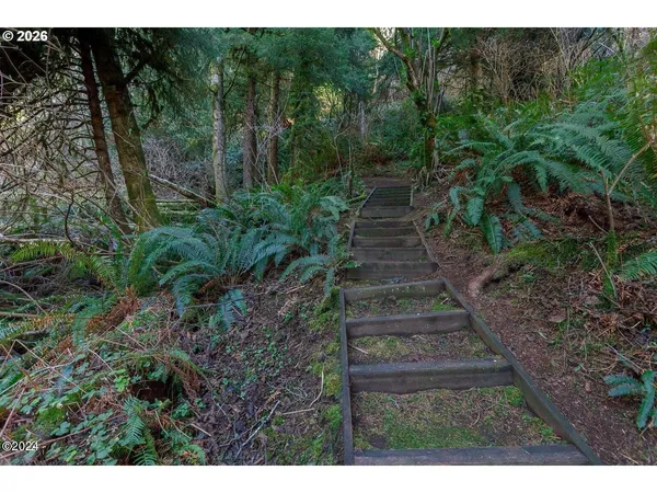 $174,825 | 509 Creekside Lane, Yachats, OR 97498