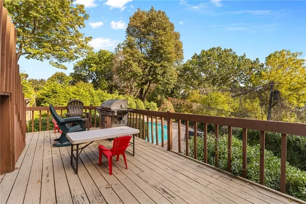 $489,900 | 135 Orchard Park Boulevard, Irondequoit, NY 14609