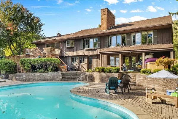 $489,900 | 135 Orchard Park Boulevard, Irondequoit, NY 14609