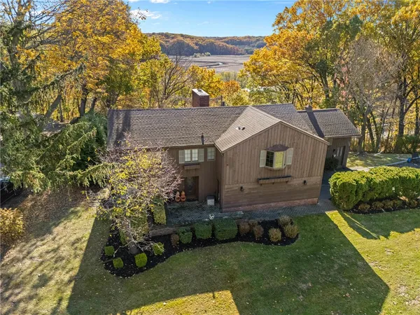 $489,900 | 135 Orchard Park Boulevard, Irondequoit, NY 14609