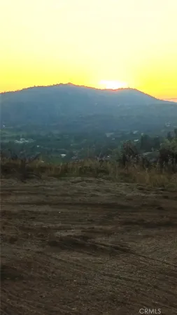 $250,000 | 37 Lynx, Prather, CA 93651