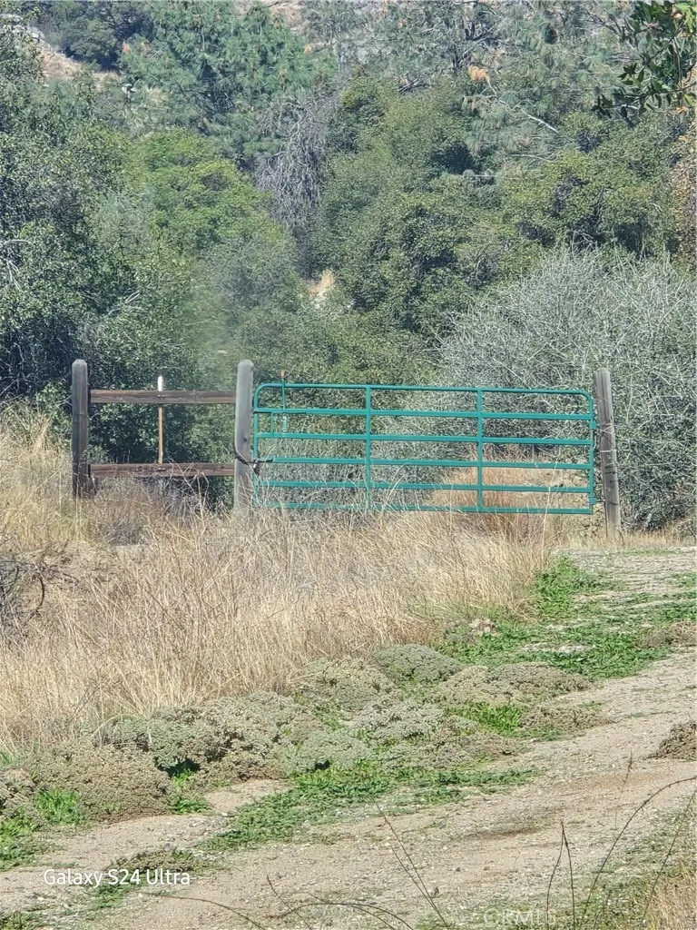 37 Lynx Prather, CA 93651 - Photo 64 of 64
