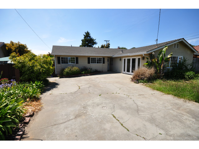 295 West Phillips Road Watsonville, CA 95076 - Photo 1 of 10 Gallery Image 1