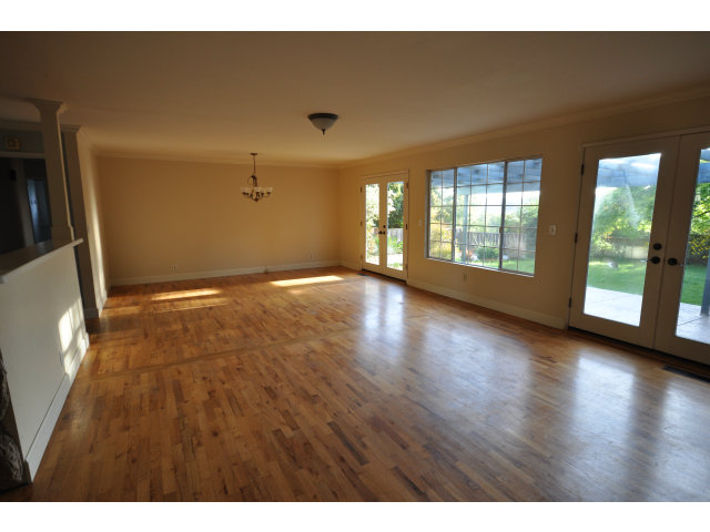 295 West Phillips Road Watsonville, CA 95076 - Photo 2 of 10 Gallery Image 2