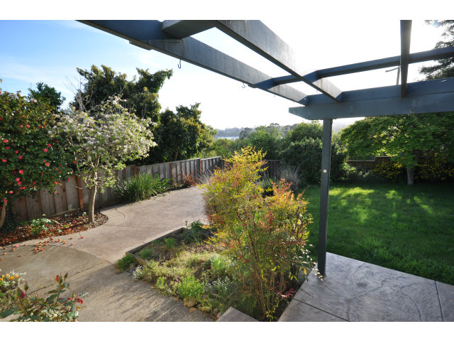295 West Phillips Road Watsonville, CA 95076 - Photo 4 of 10 Gallery Image 4