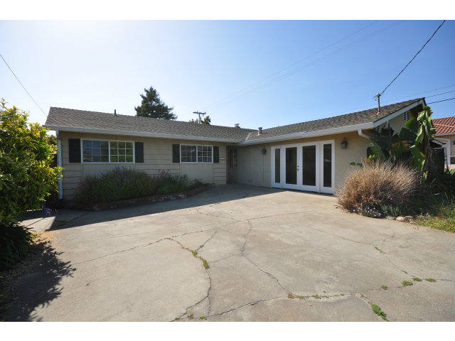 295 West Phillips Road Watsonville, CA 95076 - Photo 6 of 10 Gallery Image 6