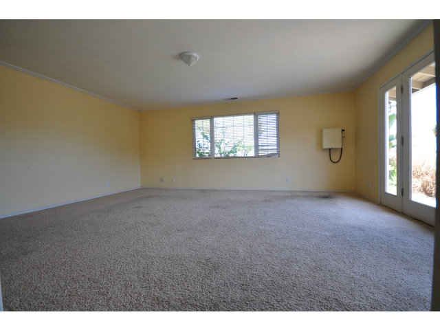 295 West Phillips Road Watsonville, CA 95076 - Photo 8 of 10 Gallery Image 8