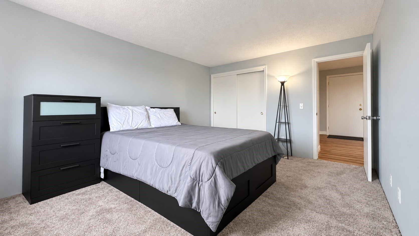 545 Calef Road, Unit 23 Manchester, NH 03103 - Photo 17 of 20 Gallery Image 17