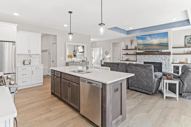 $465,900 | 347 Riverview Circle, Hanover, MN 55341