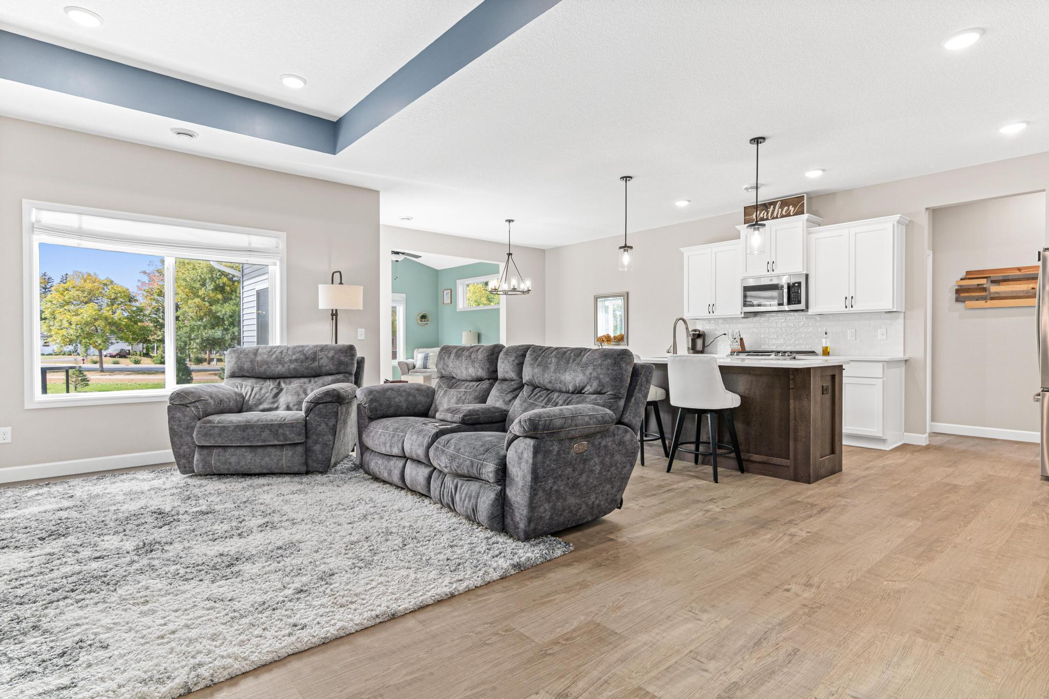 347 Riverview Circle Hanover, MN 55341 - Photo 5 of 29