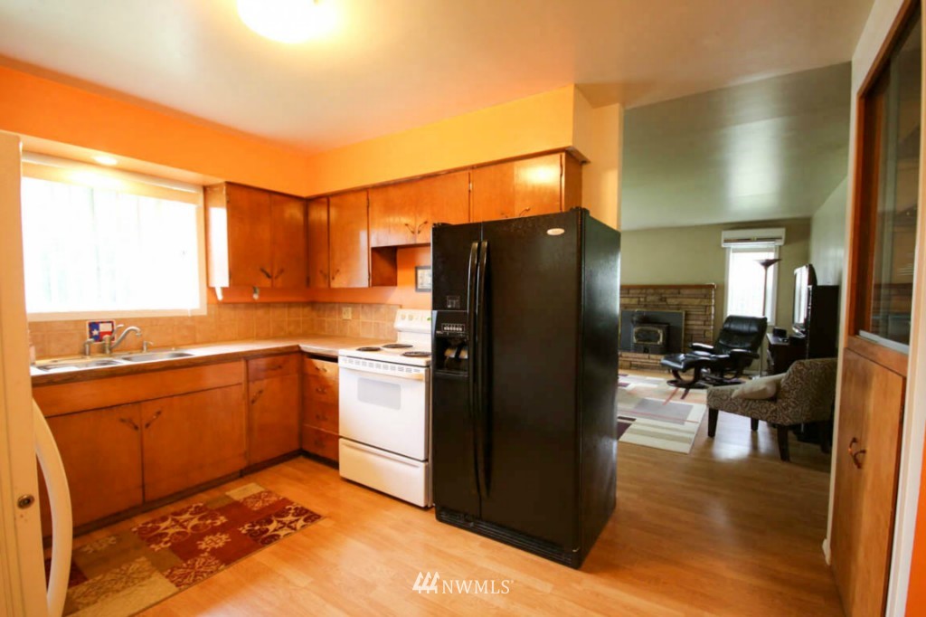 4606 Bay Road Birch Bay, WA 98230 - Photo 5 of 17