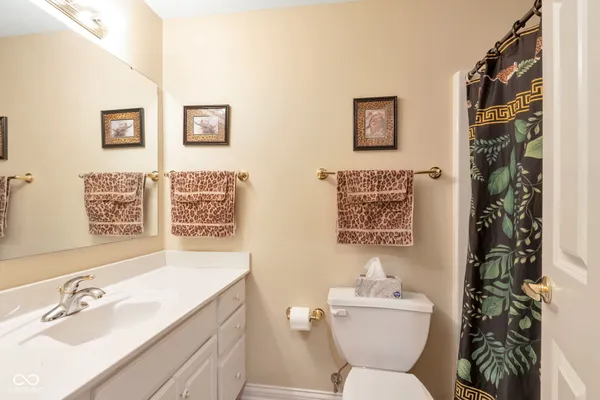 $850,000 | 11752 Skyhawk Court, Fishers, IN 46037