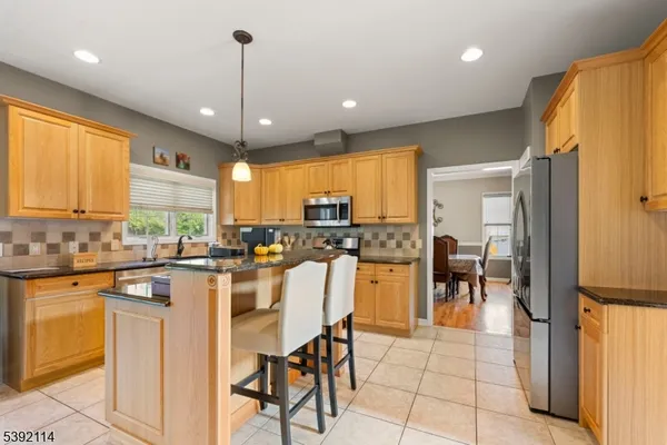 $1,449,998 | 107 Hamilton Trail, Totowa, NJ 07512