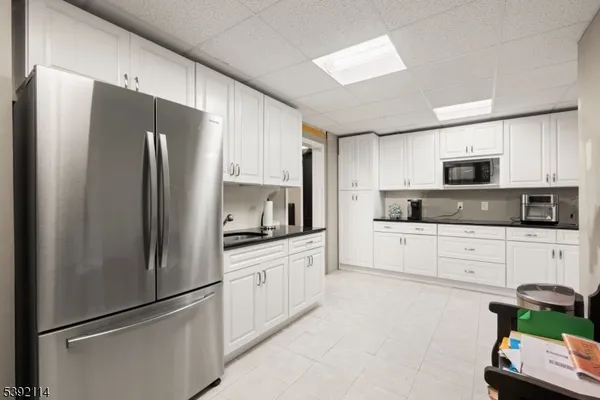 $1,449,998 | 107 Hamilton Trail, Totowa, NJ 07512
