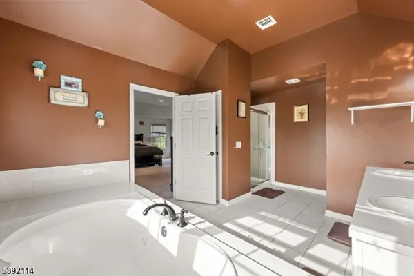 $1,449,998 | 107 Hamilton Trail, Totowa, NJ 07512