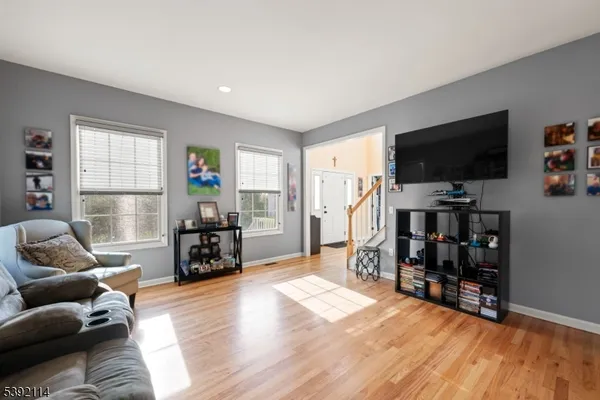 $1,449,998 | 107 Hamilton Trail, Totowa, NJ 07512