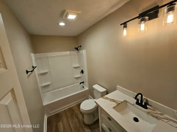 $215,900 | 201 Willow Brook Drive, Clinton, MS 39056