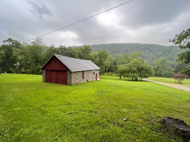 396 Hemlock Road Warren, PA 16365 - Photo 1 of 2 Gallery Image 1
