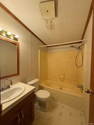 $95,000 | 5817 North Rod And Gun Club, Bruceville, IN 47516