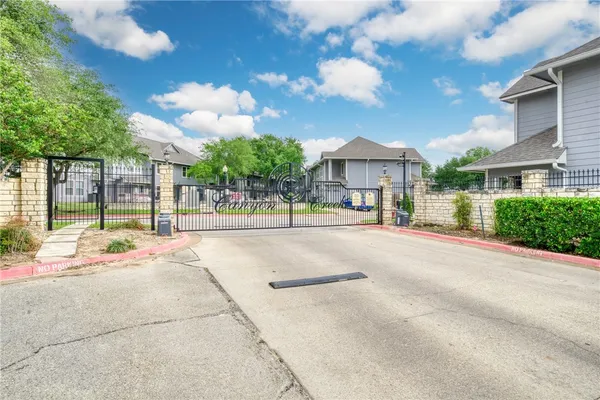 $259,000 | 1301 Canyon Creek Circle, College Station, TX 77840