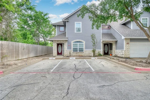 $259,000 | 1301 Canyon Creek Circle, College Station, TX 77840