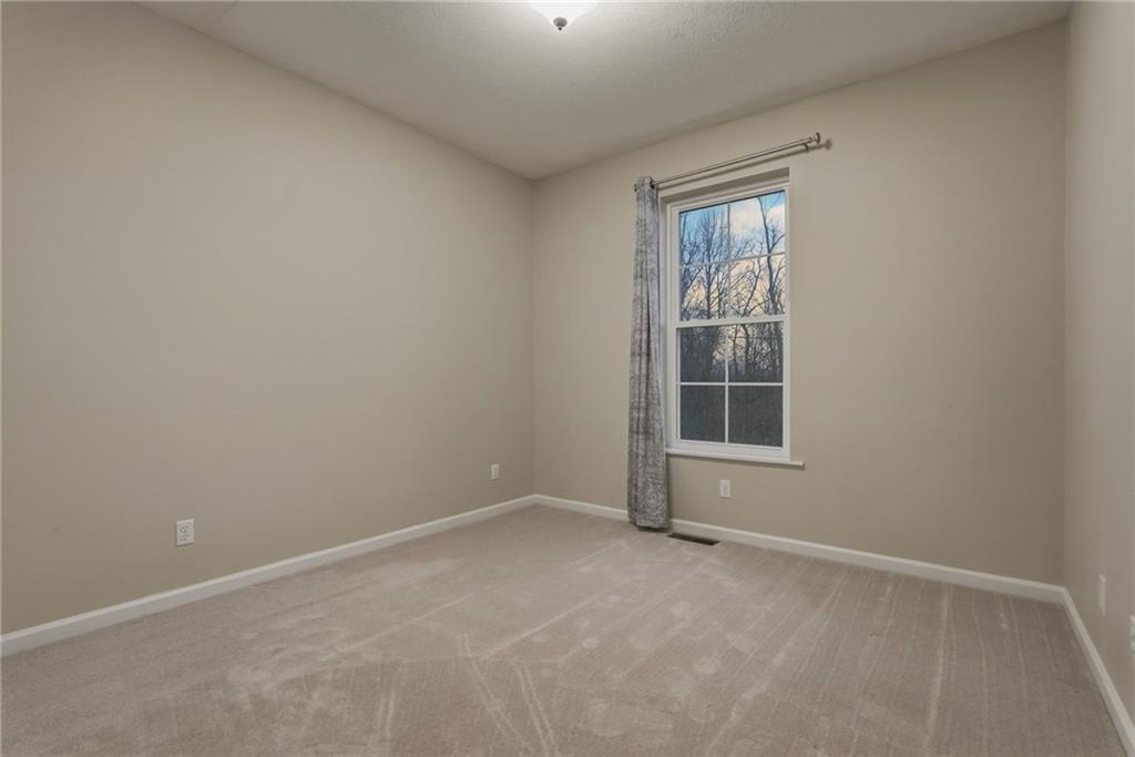 660 Gamble Road Oakdale, PA 15071 - Photo 22 of 40 Gallery Image 22